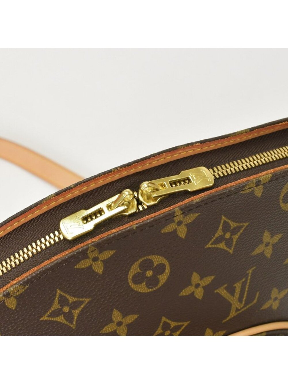 Louis Vuitton VI Monogram Canvas Tote Bag - Picture 5 of 16